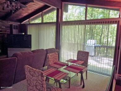 800 Chestnut Ct, Hawley, PA 18428 - photo 3