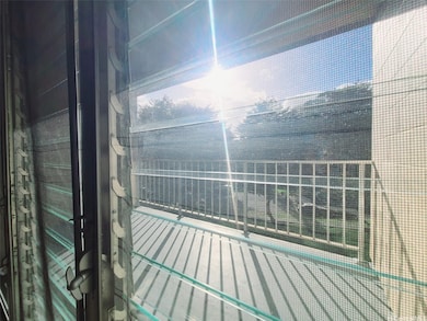 Waikalani Woodlands I unit D502, Mililani, HI 96789 - photo 6