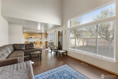 10124 SE 243rd St, Kent, WA 98030 - photo 4