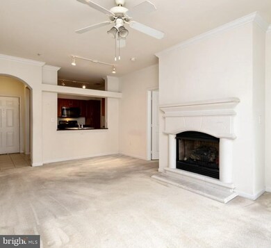12925 Centre Park Cir unit 201, Herndon, VA 20171 - photo 2
