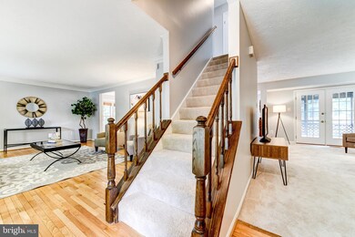 9 Paramus Ct, North Potomac, MD 20878 - photo 2