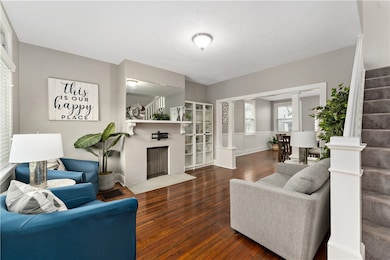 816 Boggs Ave, Pittsburgh, PA 15211 - photo 5