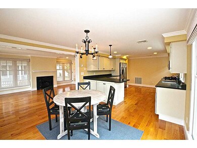 78 Crest St, Middletown, RI 02842 - photo 6