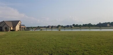 3810 Upper Lake Cir, Granbury, TX 76049 - photo 6