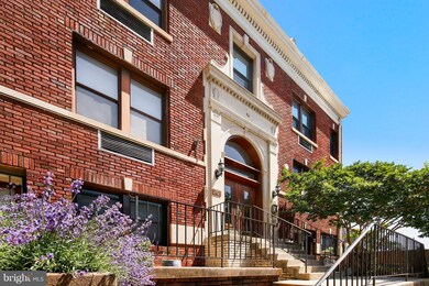 1811 Vernon St NW unit 206, Washington, DC 20009 - photo 2