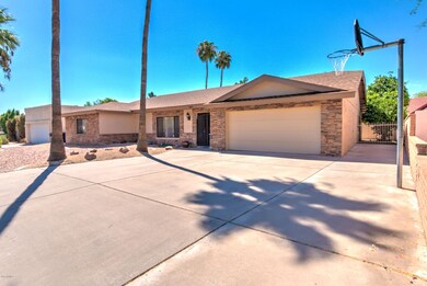 343 E Huber St-1