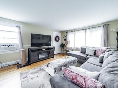 281 Morgan St, South Hadley, MA 01075 - photo 6