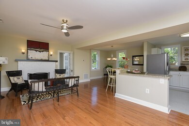 611 Hilltop Rd, Catonsville, MD 21228 - photo 5