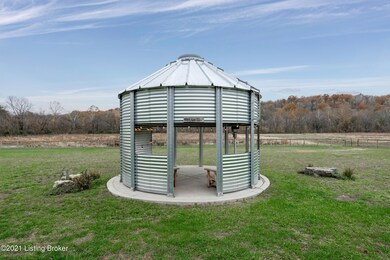 8200 Stout Rd - EXT-4