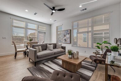 723 W 10th St unit 105, Dallas, TX 75208 - photo 3