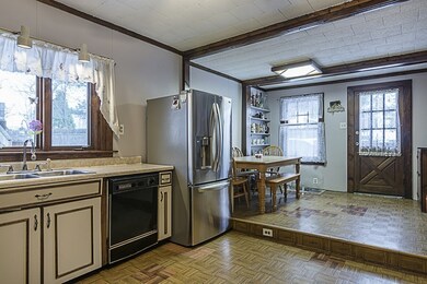 35 Hickory Ave, Medford, MA 02155 - photo 4