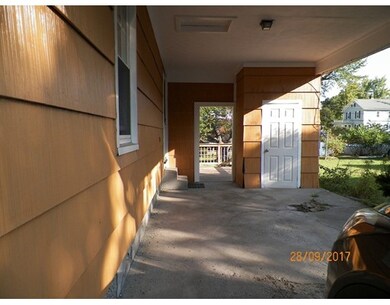 18 Oran St, Worcester, MA 01605 - photo 4