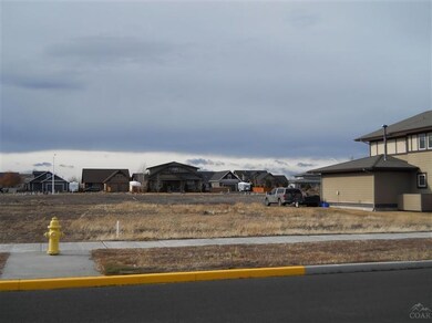 961 NW 13th St, Redmond, OR 97756 - photo 3