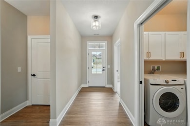 1507 Kingsgate Rd, Springfield, OH 45503 - photo 4