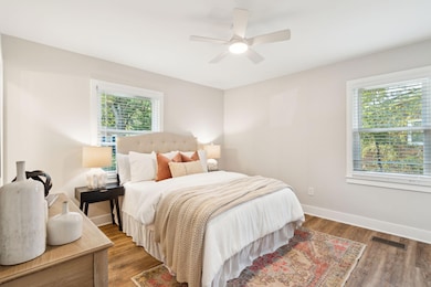 2210NDallertonCir-KeenEyeMarketing-025