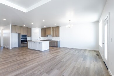 3047 N 2875 W unit 7, Plain City, UT 84404 - photo 5