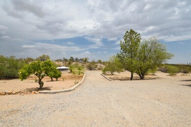 35205 S Turtle Creek Rd, Wickenburg, AZ 85390 - photo 2