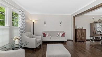 2170 Countryside Cir, Naperville, IL 60565 - photo 5