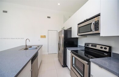 5048 NW 112th Ct, Doral, FL 33178 - photo 7