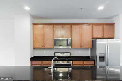 12726 Longford Glen Dr, Germantown, MD 20874 - photo 5