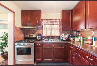 619 Bristol Ave, Westchester, IL 60154 - photo 4