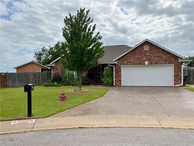 2304 Crooked Oak Ct, Shawnee, OK 74804 - photo 2