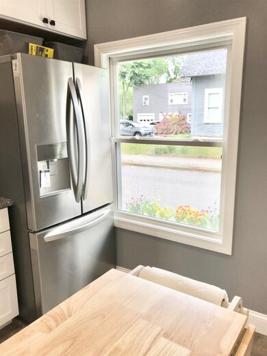 52 Laurel St, Concord, NH 03301 - photo 5