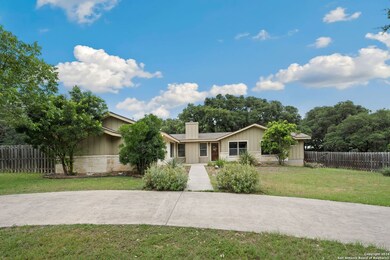 8501 Indian Hills Ln, Boerne, TX 78006 - photo 3