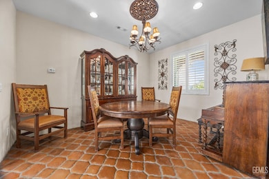 16009 La Strada Ct, Bakersfield, CA 93314 - photo 5