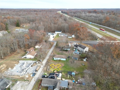 853 Harbor Ave, Lake Milton, OH 44429 - photo 5