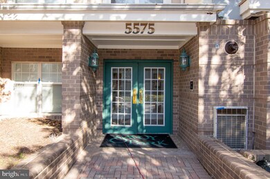 5575 Seminary Rd unit 102, Falls Church, VA 22041 - photo 2