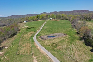 127 Rushing Springs Rd, Monterey, TN 38574 - photo 6