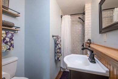 902 Scott St, Algonquin, IL 60102 - photo 6