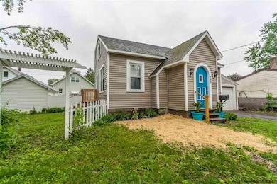 133 Division St, Schenectady, NY 12302 - photo 3