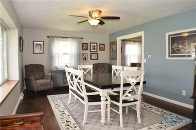 1075 W Erie St, Woodville, OH 43469 - photo 4