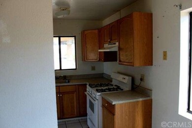 6612 Ivanpah Ave, Twentynine Palms, CA 92277 - photo 3