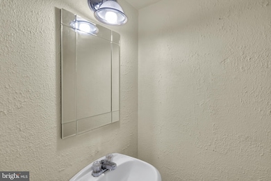 4 Wheelwright Ln, Cherry Hill, NJ 08003 - photo 4