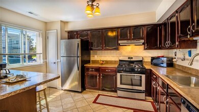 201 Yorktown Blvd unit 201, Hammonton, NJ 08037 - photo 2