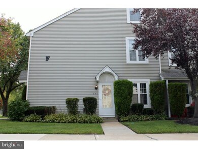 647 Yorkshire Ct unit F, Sewell, NJ 08080 - photo 2