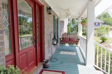 Beth Nixon - 4 - 5478 King Indigo Ct.