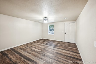 306 Short St, Tahlequah, OK 74464 - photo 4