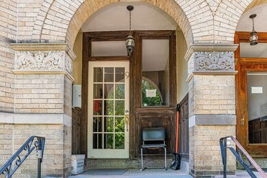 9 Chilcott Place, Jamaica Plain, MA 02130 - photo 3