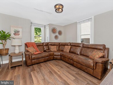 129 Cottage St, Waynesboro, PA 17268 - photo 6