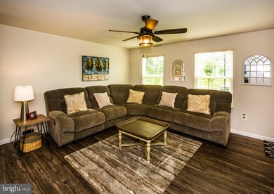 18 Finchley Ct, Middle River, MD 21220 - photo 2