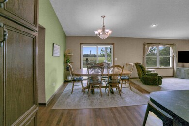 6-web-or-mls-2850 144th Ave 3
