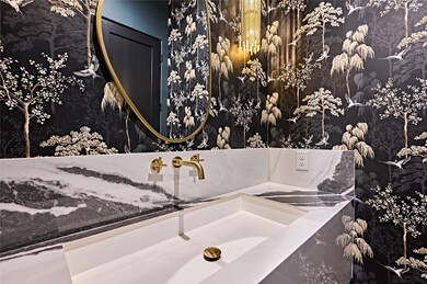 1417 Glourie Dr, Houston, TX 77055 - photo 7