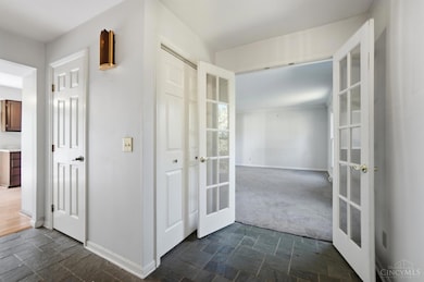 4938 Beechwood Rd, Cincinnati, OH 45244 - photo 4