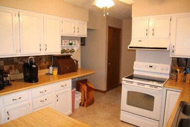 2032 Bell Rd, Crossville, TN 38571 - photo 7