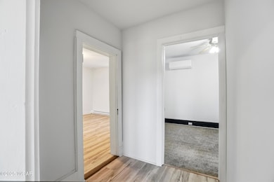 112 W Railroad St, Middle Point, OH 45863 - photo 7