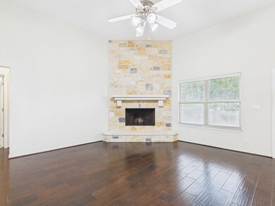 204 Dudley Way, Fredericksburg, TX 78624 - photo 4